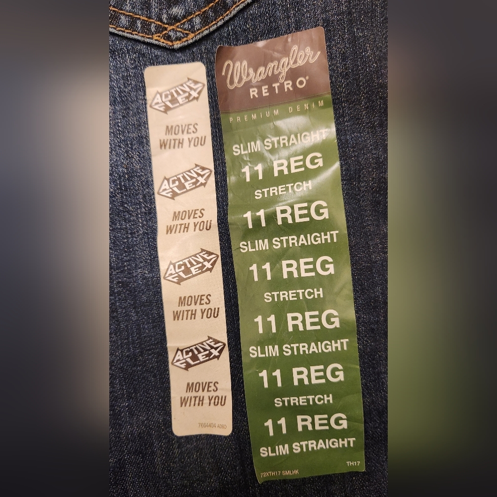 11 Boys Reg Wrangler Retro Slim Straight Jeans *New w/tags - Picture 4 of 7
